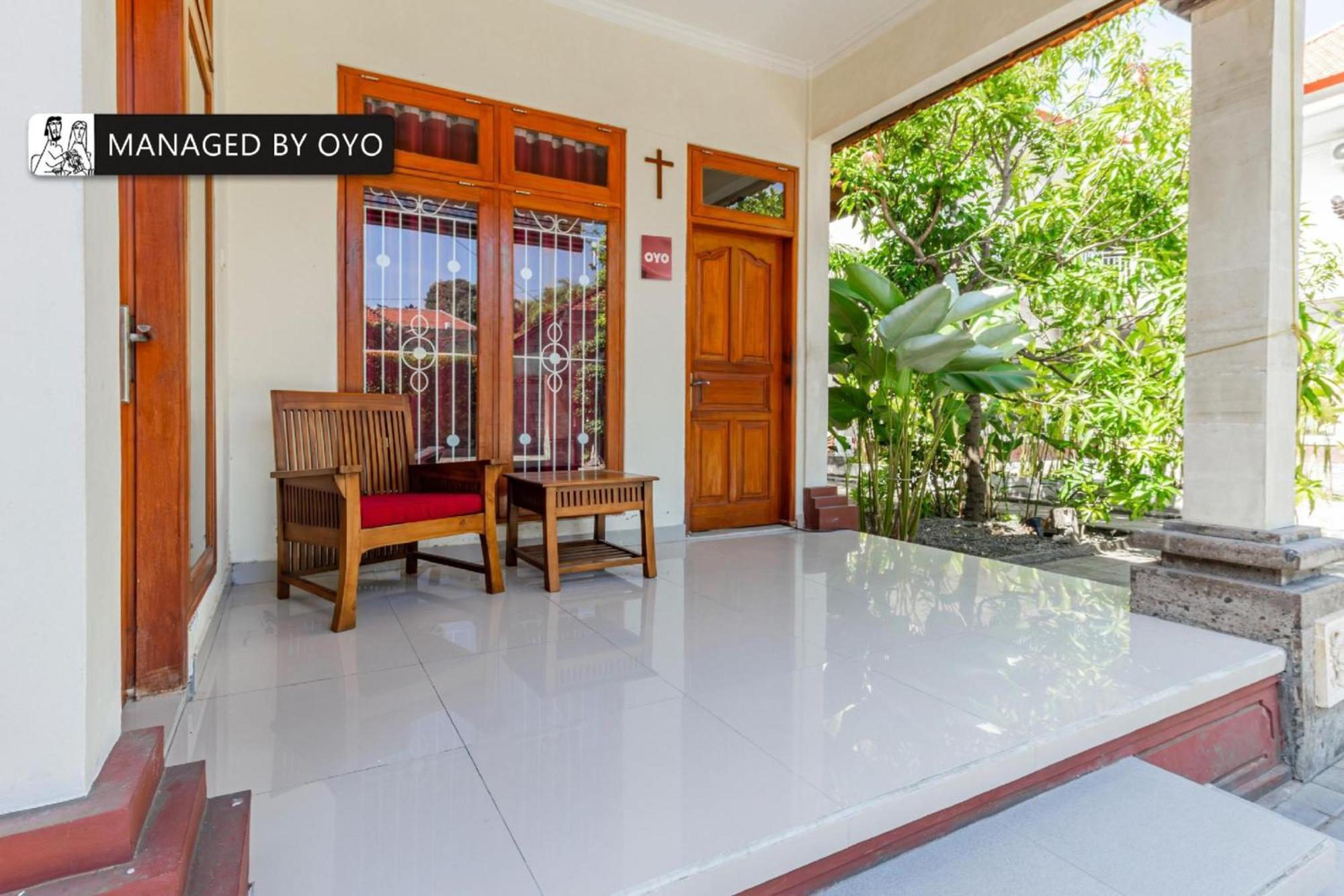 Collection O Near Seminyak Beach Formerly The Kumpi Hotel Exterior photo